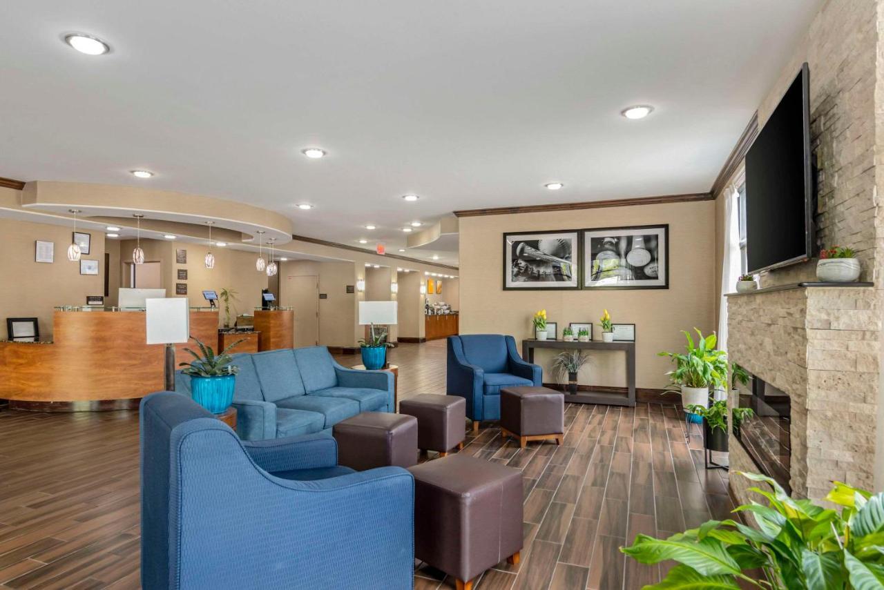 Comfort Suites At Kennesaw State University Екстер'єр фото