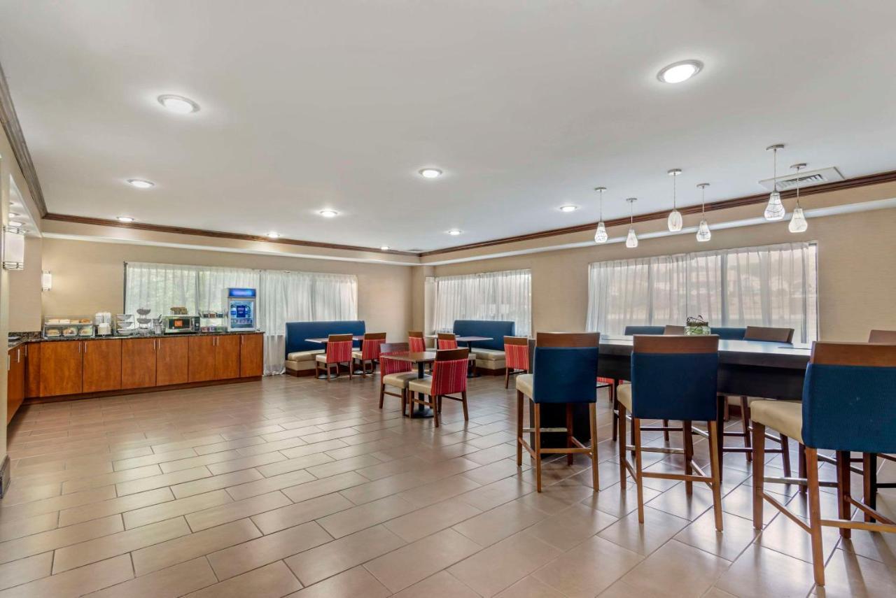 Comfort Suites At Kennesaw State University Екстер'єр фото
