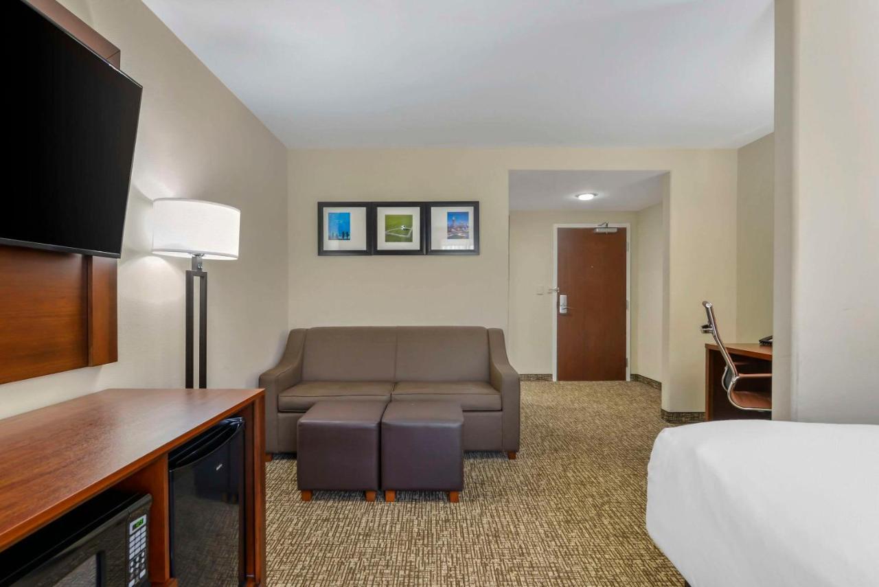 Comfort Suites At Kennesaw State University Екстер'єр фото